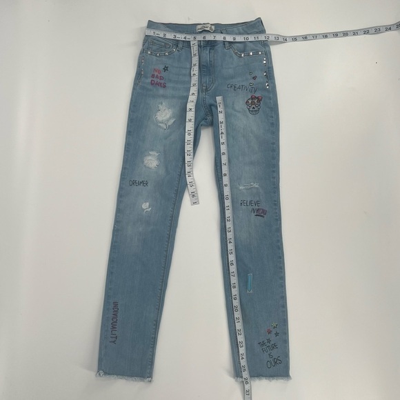 Jordache Embroidered Cut Off Frayed Hem Skinny Jeans Size 12 Big Girl's - Picture 5 of 6